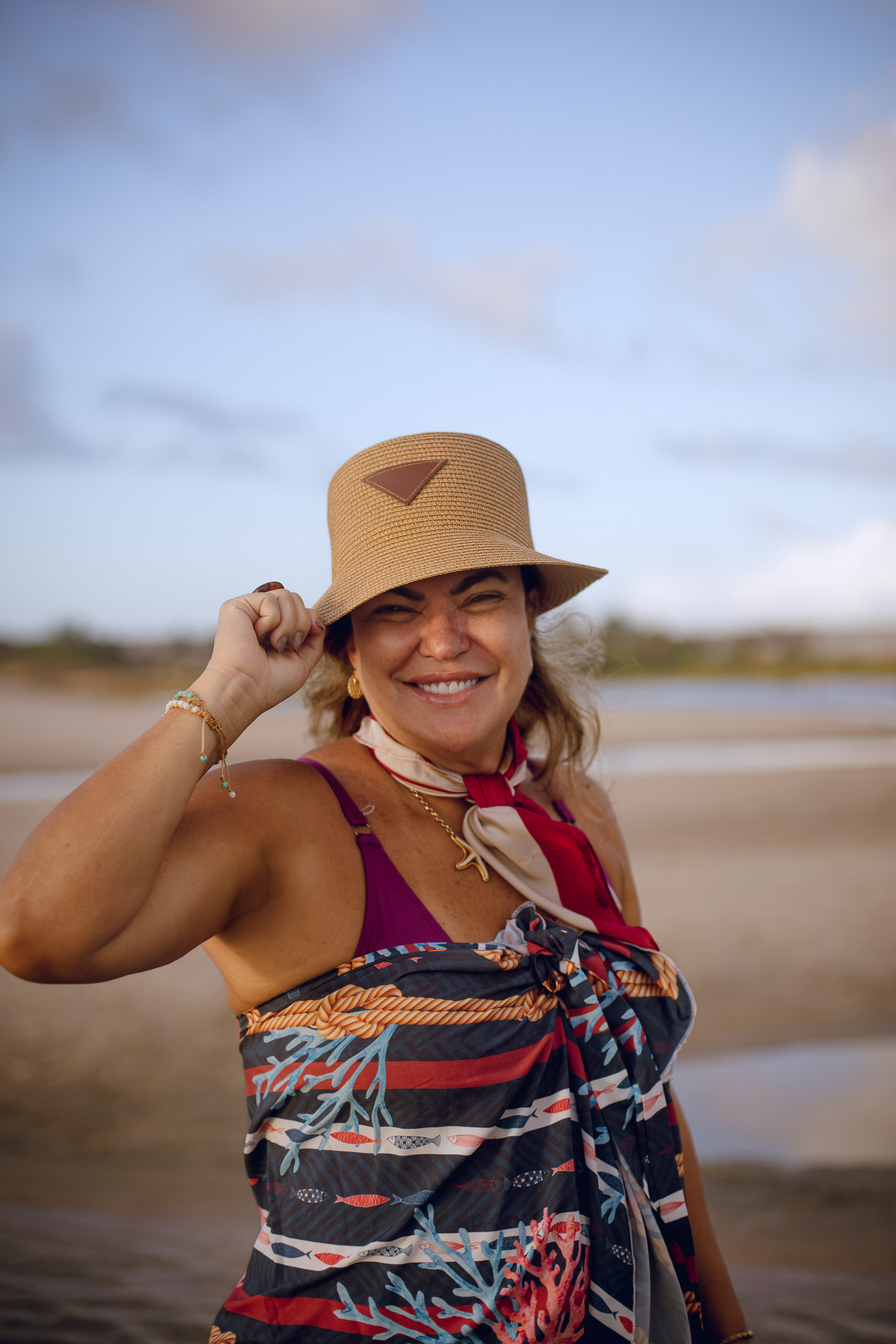 Lucy Holanda
